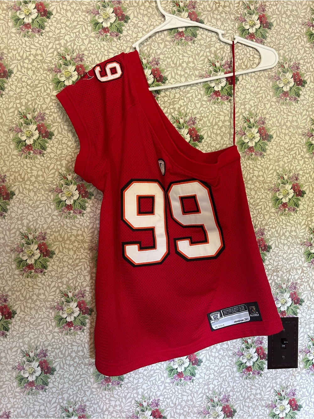 Reebok Red Women's One-Shoulder Tampa Bay Buccaneers Mesh Jersey